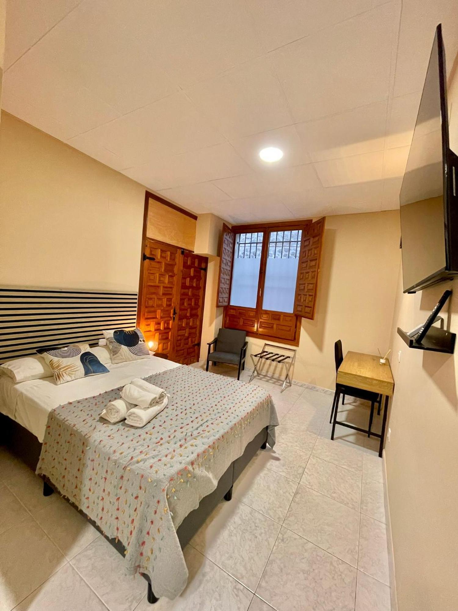 Jubilus Rooms Toledo Exterior foto